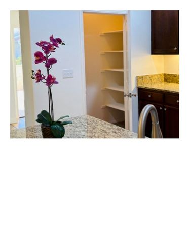440 Amargosa Way, Corona, CA 92878