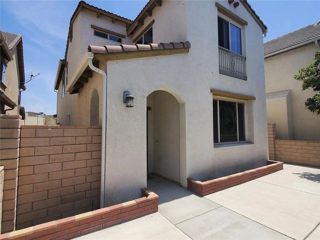 440 Amargosa Way, Corona, CA 92878