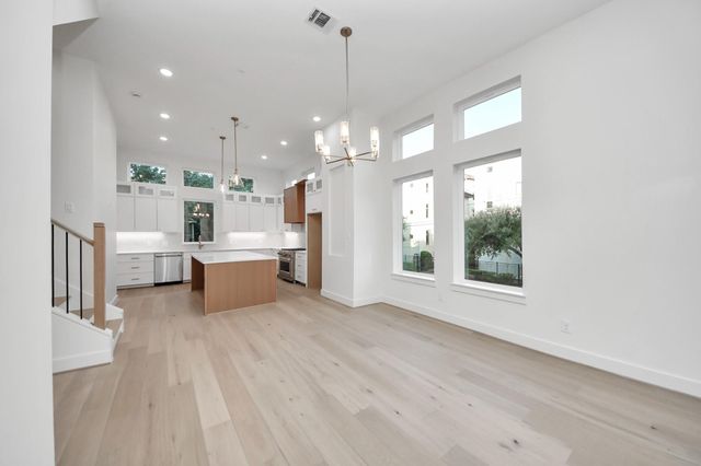 4819 Austin Street A, Houston, TX 77004