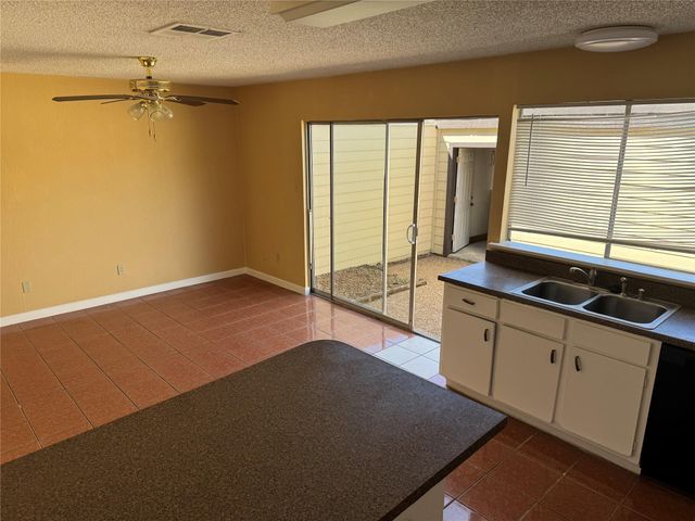 7170 S Dairy Ashford Road, Houston, TX 77072