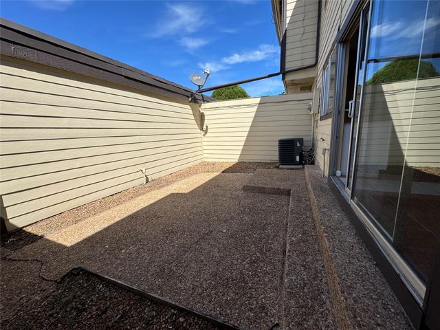 7170 S Dairy Ashford Road, Houston, TX 77072