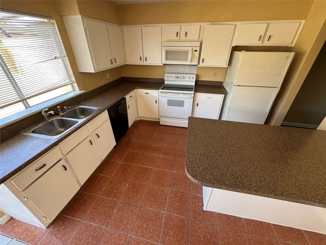 7170 S Dairy Ashford Road, Houston, TX 77072