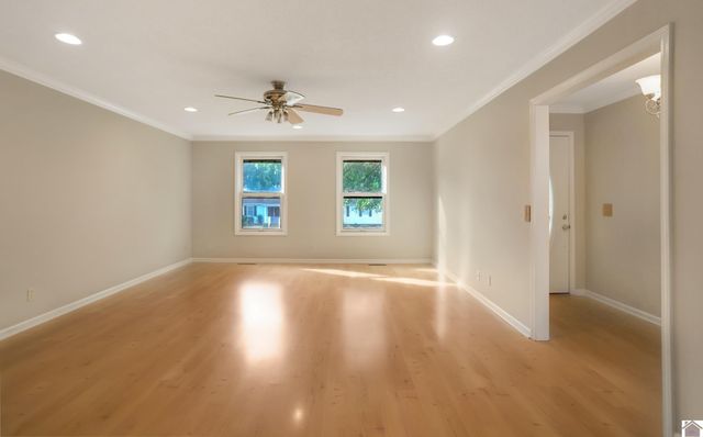 2200 Brookhaven Dr, Murray, KY 42071