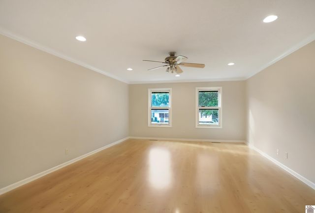 2200 Brookhaven Dr, Murray, KY 42071