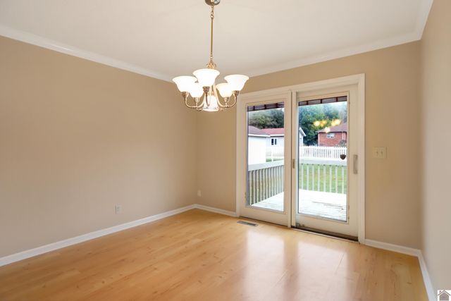 2200 Brookhaven Dr, Murray, KY 42071