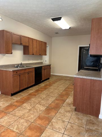 1656 Jones Corner Road, Titus, AL 36080