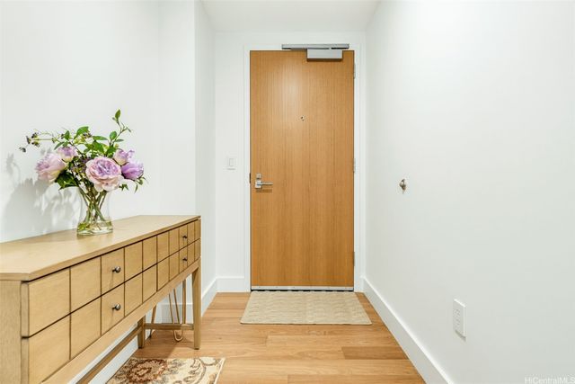 629 Keeaumoku Street 2901, Honolulu, HI 96814