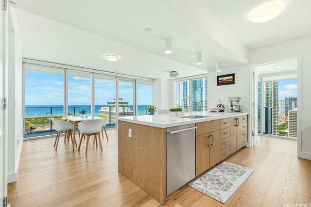 629 Keeaumoku Street 2901, Honolulu, HI 96814