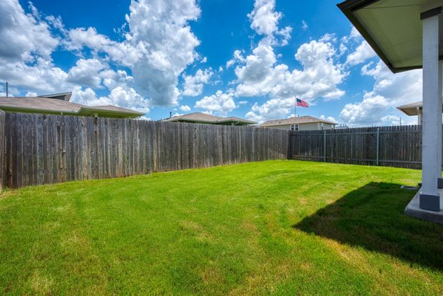 121 New Hampton WAY, San Marcos, TX 78666