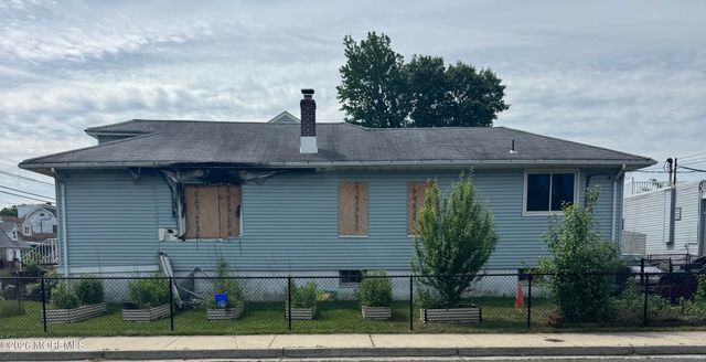 225 Carr Avenue, Keansburg, NJ 07734
