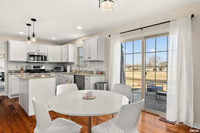 4609 N WEAVERRIDGE Boulevard, Peoria, IL 61615