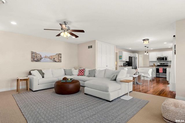 4609 N WEAVERRIDGE Boulevard, Peoria, IL 61615