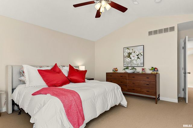 4609 N WEAVERRIDGE Boulevard, Peoria, IL 61615