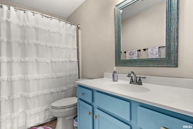 4609 N WEAVERRIDGE Boulevard, Peoria, IL 61615