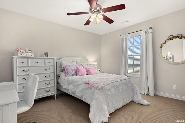 4609 N WEAVERRIDGE Boulevard, Peoria, IL 61615