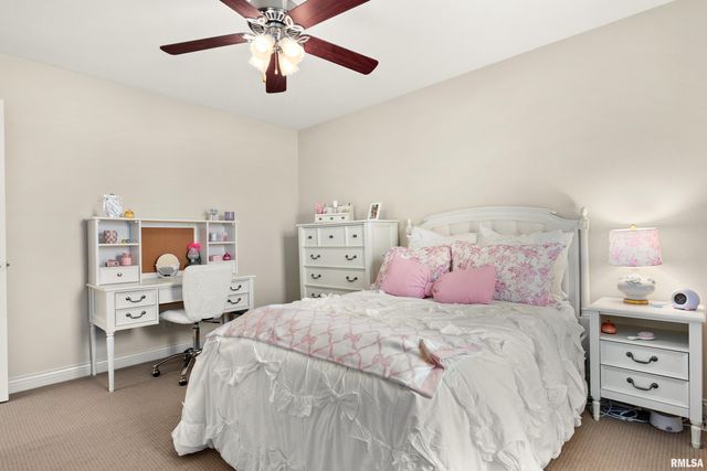 4609 N WEAVERRIDGE Boulevard, Peoria, IL 61615