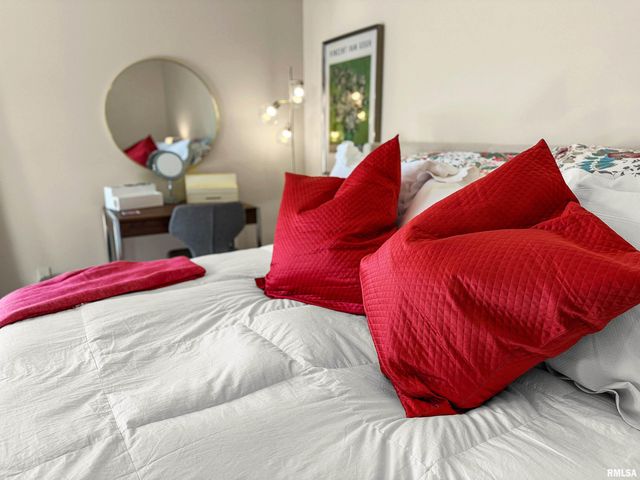 4609 N WEAVERRIDGE Boulevard, Peoria, IL 61615