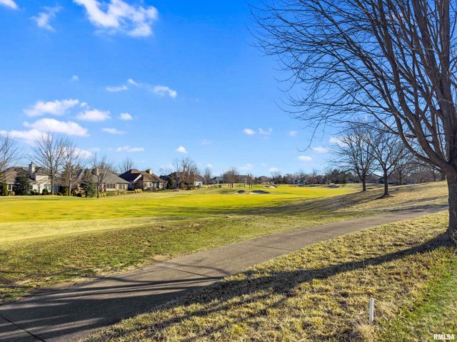 4609 N WEAVERRIDGE Boulevard, Peoria, IL 61615