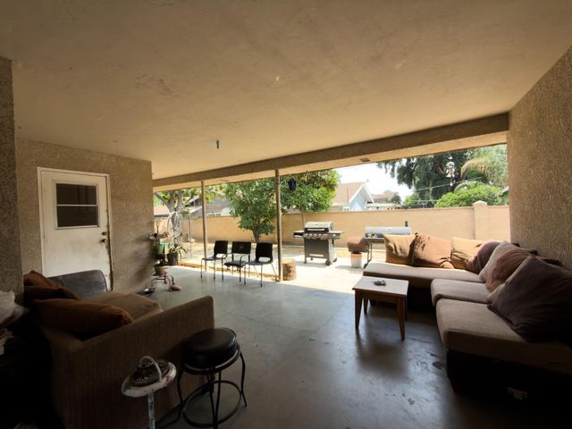 34 E Mckinley Avenue, Fresno, CA 93728
