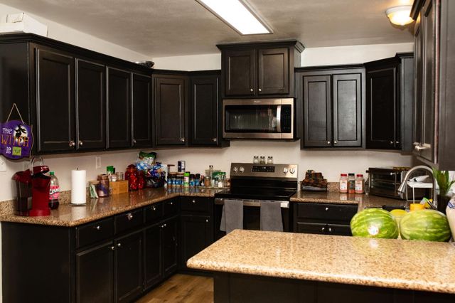 34 E Mckinley Avenue, Fresno, CA 93728