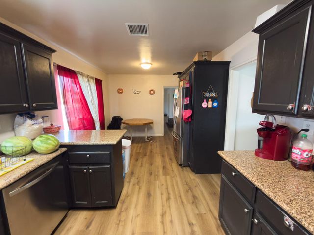 34 E Mckinley Avenue, Fresno, CA 93728