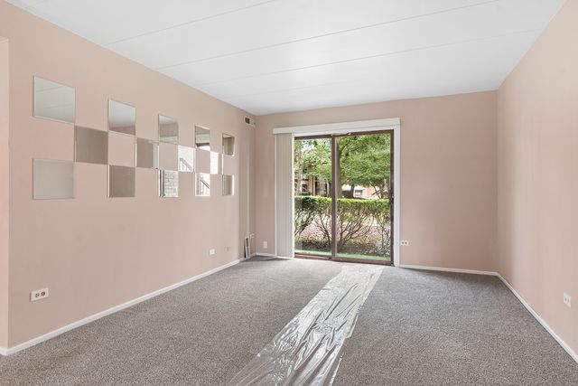 2815 Glenwood Lansing Road 106, Lynwood, IL 60411