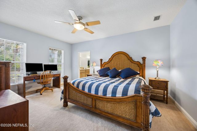 105 Sunny Ln, Pomona Park, FL 32181