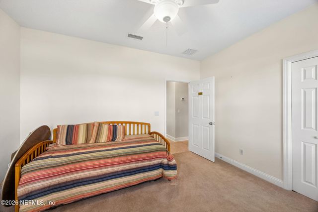 105 Sunny Ln, Pomona Park, FL 32181