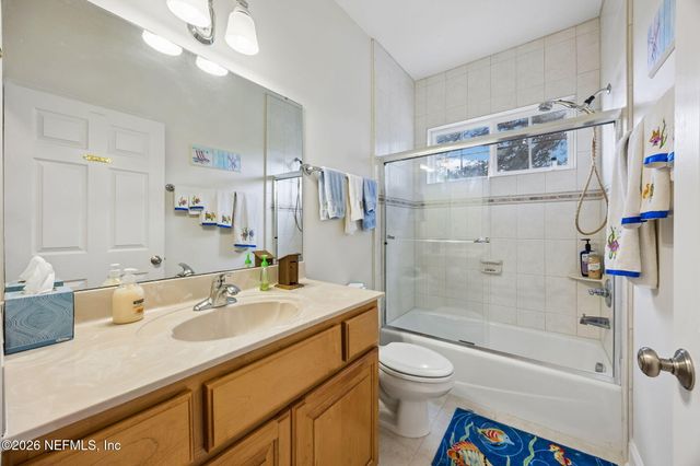 105 Sunny Ln, Pomona Park, FL 32181