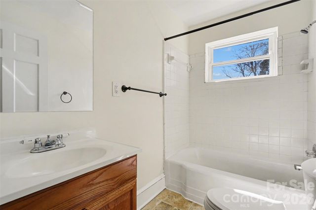 2530 E 7th Street, Charlotte, NC 28204