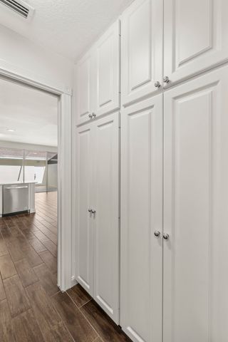 108 Courtenay Court, Jupiter, FL 33458