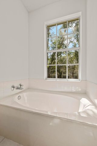 108 Courtenay Court, Jupiter, FL 33458
