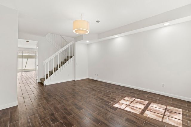 108 Courtenay Court, Jupiter, FL 33458