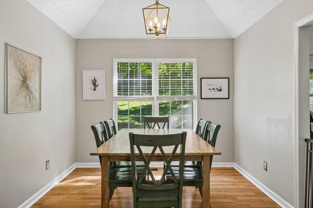 108 Redbud Dr, Hendersonville, TN 37075