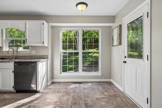 108 Redbud Dr, Hendersonville, TN 37075