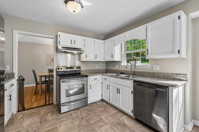 108 Redbud Dr, Hendersonville, TN 37075