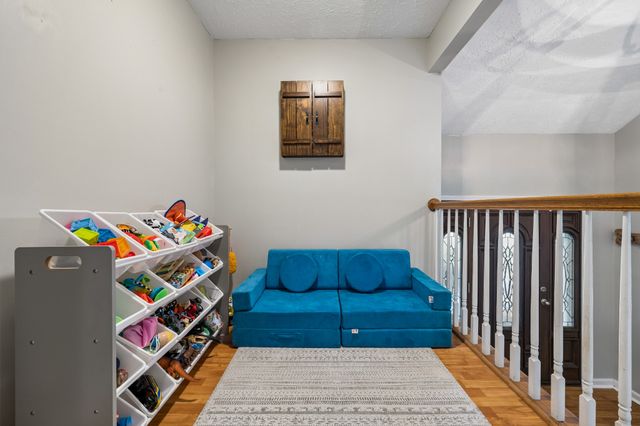 108 Redbud Dr, Hendersonville, TN 37075