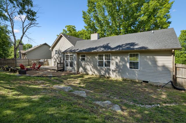 108 Redbud Dr, Hendersonville, TN 37075