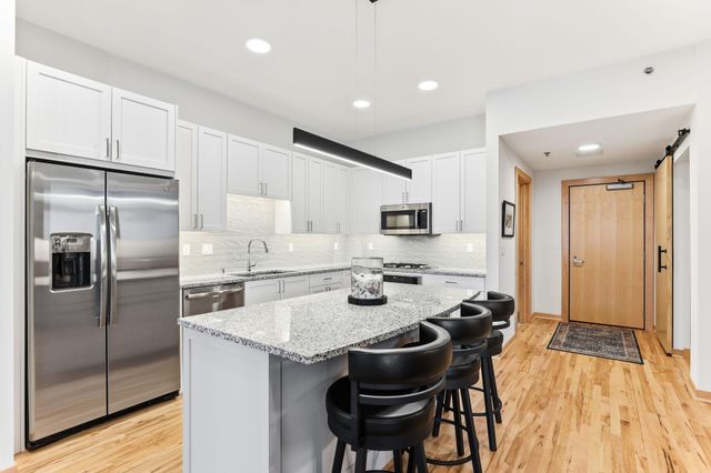 1240 S 2nd Street 604, Minneapolis, MN 55415