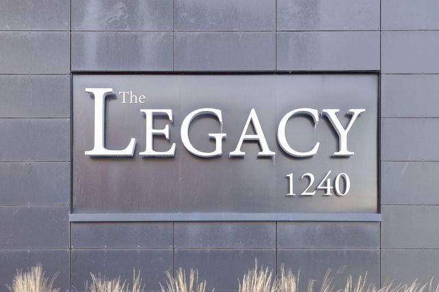 1240 S 2nd Street 604, Minneapolis, MN 55415