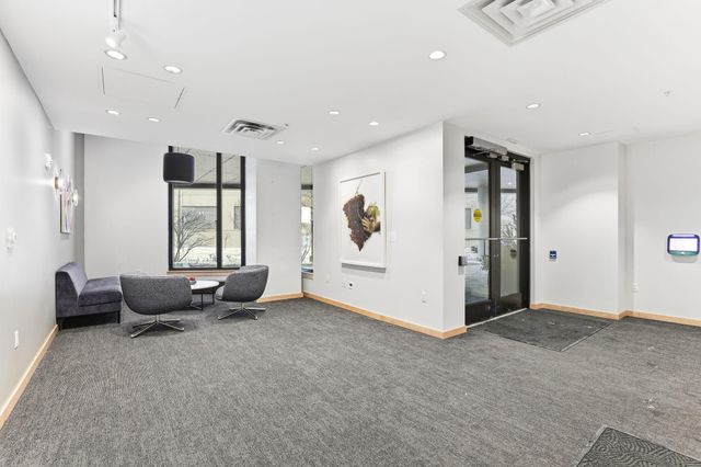 1240 S 2nd Street 604, Minneapolis, MN 55415