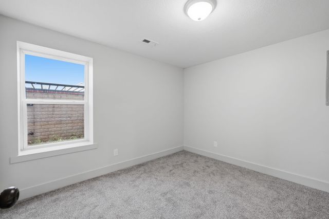 1118 S Sontag, Derby, KS 67037