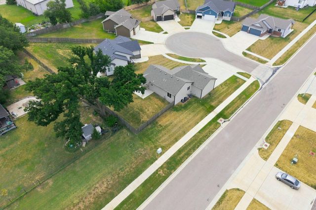 1118 S Sontag, Derby, KS 67037