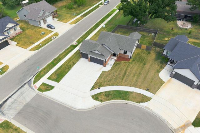 1118 S Sontag, Derby, KS 67037
