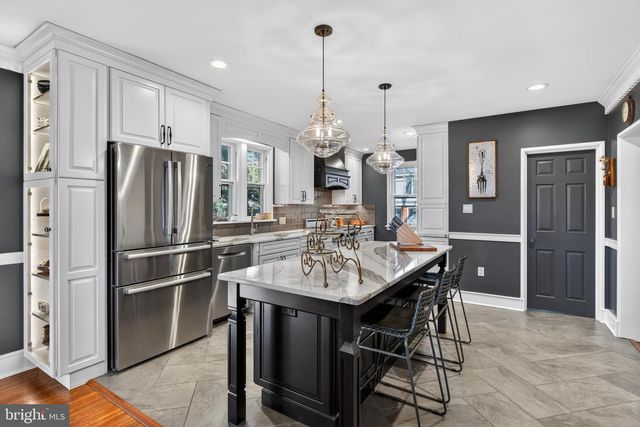 5533 N FRONT ST, Harrisburg, PA 17110