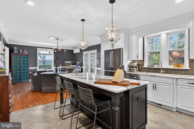 5533 N FRONT ST, Harrisburg, PA 17110