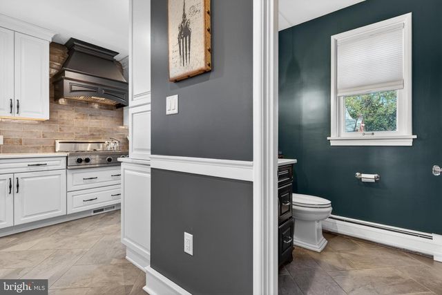 5533 N FRONT ST, Harrisburg, PA 17110