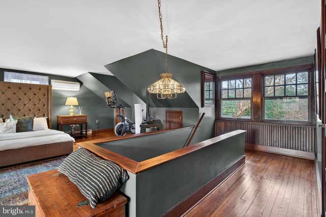 5533 N FRONT ST, Harrisburg, PA 17110