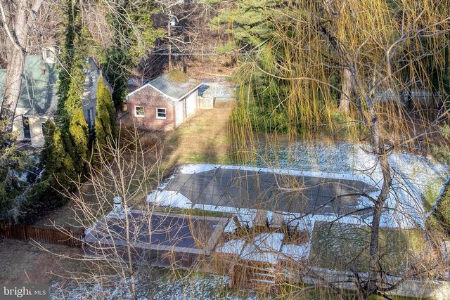 5533 N FRONT ST, Harrisburg, PA 17110