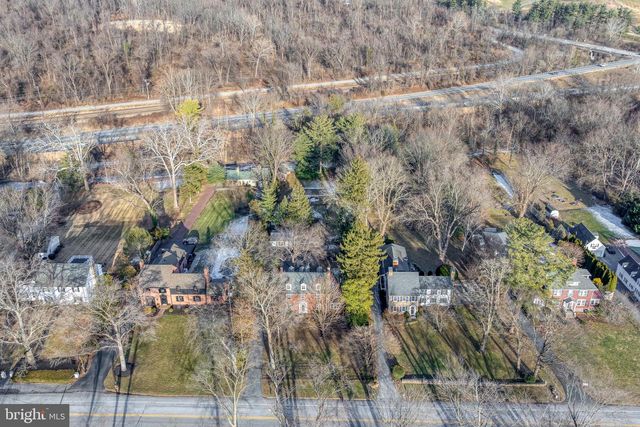 5533 N FRONT ST, Harrisburg, PA 17110